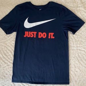 "The Nike tee" Athletic Cut Sz M